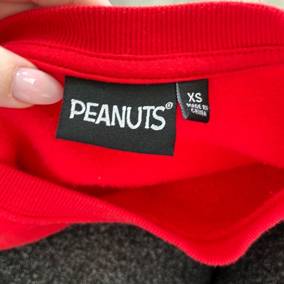 Snoopy Christmas sweatshirt - Picture 5 of 5